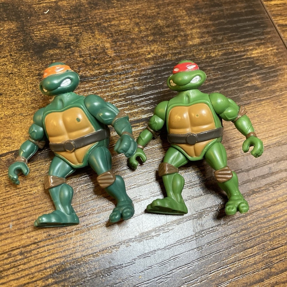 TMNT 2002 Mini Figures Ninja Turtles Mirage Studios 2.25" Raphael‎ Michelangelo
